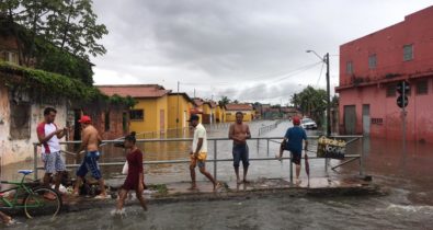 Chuva forte continua provocando transtornos em São Luís; veja fotos e vídeos