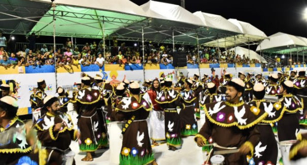 “Festa enraizada no coração do povo”, diz governador Flávio Dino