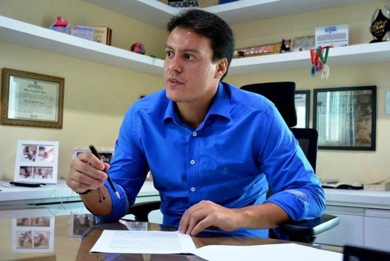 Felipe Camarão lança candidatura ao governo do Maranhão | O Imparcial