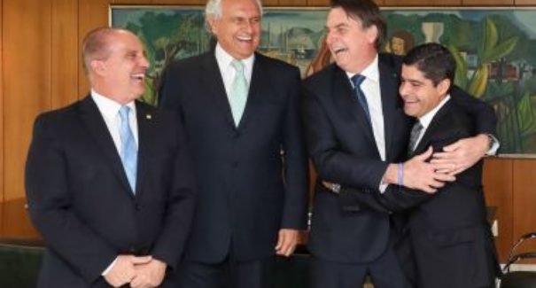 Após encolhimento do MDB, DEM é o novo partido dono da bola
