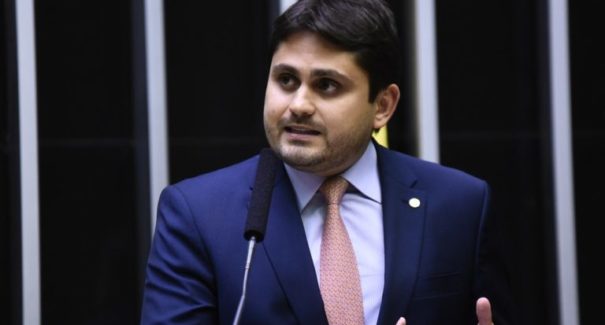Juscelino Filho, ministro das Comunicações, diz que Correios não será privatizado