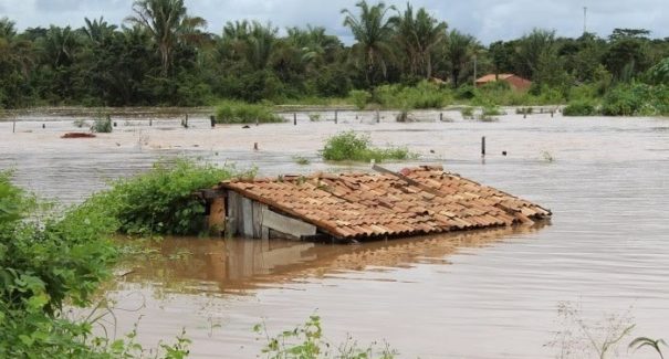 Até agora, 370 famílias já perderam suas casas para a chuva no Maranhão