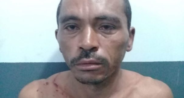 Homem é preso por manter sua mãe em cárcere privado