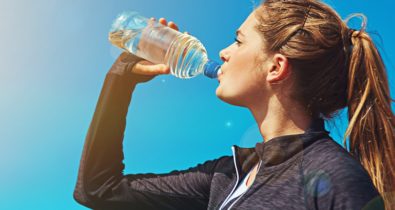 6 benefícios da água para nosso corpo