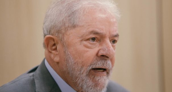 Lula cita Flávio Dino como ‘figura importante no Brasil’ em entrevista exclusiva