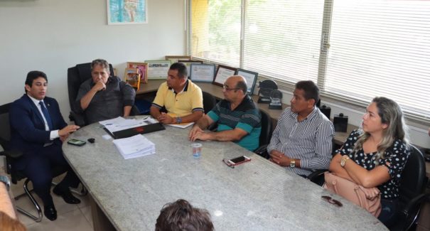 Novas paradas de ônibus serão instaladas na Deodoro