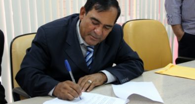 MP aciona ex-prefeito de Paço do Lumiar por improbidade