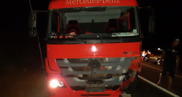 Motorista morre em colisão frontal com caminhão na BR-135