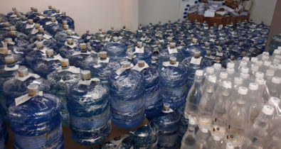 Apreendidos mais de 200 garrafões de água mineral sem selo de controle e nota fiscal