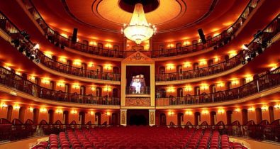 Teatro Arthur Azevedo divulga programação cultural de agosto