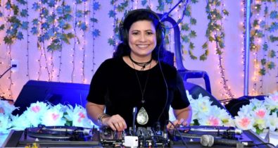 Vitrola Junina no Flor de Vinagreira com a DJ Vanessa Serra