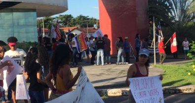 Protestos de estudantes paralisam UFMA e IFMA nesta quarta