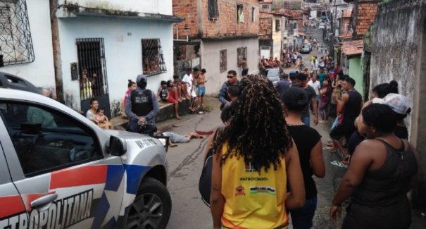 Jovem é assassinado a tiros em pleno dia das mães