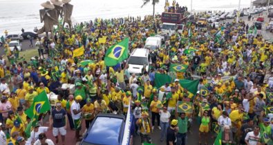 Milhares de pessoas realizam ato pró-Bolsonaro em São Luís