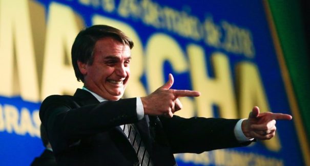 Maranhão e mais 13 estados exigem revogação imediata do decreto de armas de Bolsonaro