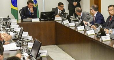 Flávio Dino sai em defesa dos mais pobres em reunião com Bolsonaro