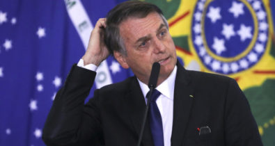 Bolsonaro volta atrás em decreto de armas; cidadãos não podem mais comprar fuzis