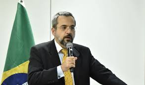AO VIVO: Comissão Geral do Plenário da Câmara ouve Ministro da Educação