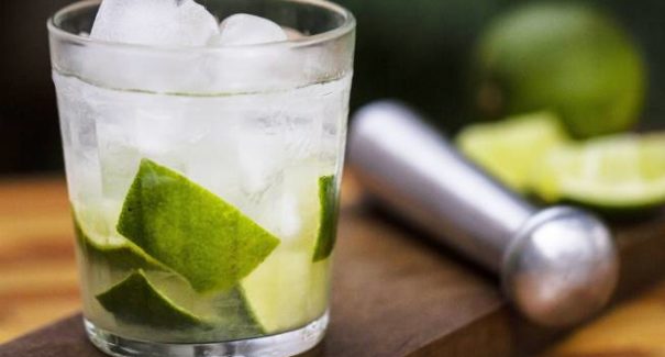 Prepare uma bela caipirinha