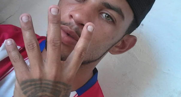 Suspeito de assalto morre em confronto com PMs no Parque Araçagy