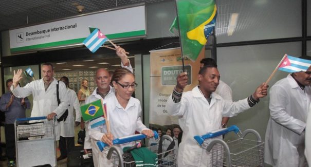 Governadores do Nordeste tentam trazer “Mais Médicos” de volta à região