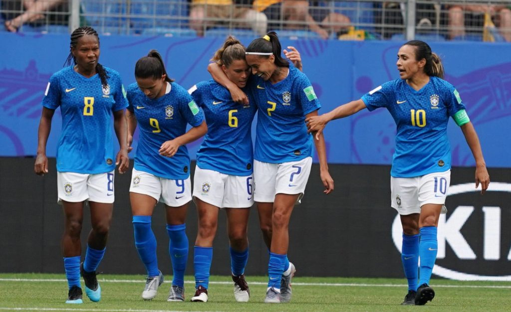 Brasil faz 2 a 0, mas leva virada e perde o jogo para a Austrália