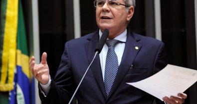 Hildo Rocha defende reeleição de Iracema Vale e critica ação de Othelino Neto no STF