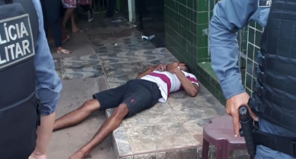 Homem é assassinado com tiro na cabeça no Terminal da Cohab