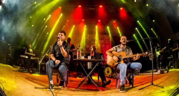 Dia de São João com show da dupla Montana & Rafael e BMB de Santa Fé