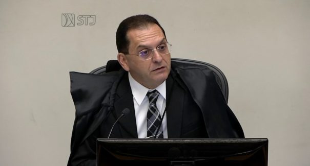 Ministro Reynaldo Soares lança livro em São Luís