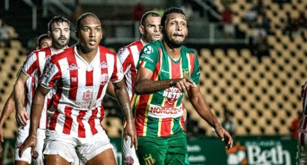 Sampaio termina rodada fora do G4 na Série C