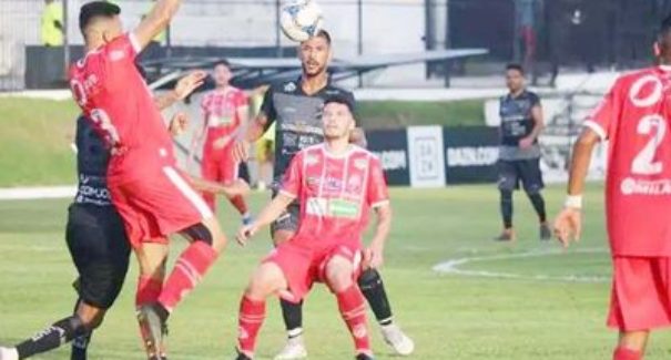 Time do Imperatriz enfrenta o  Ferroviário neste sábado em Fortaleza