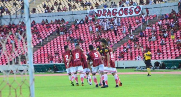 Mata-mata: Moto Club joga partida decisiva contra o Floresta-CE
