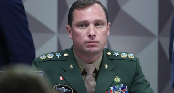 Mauro Cid deve entregar últimas alegações ao STF até o final desta terça-feira (29)