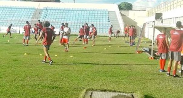 Imperatriz intensifica treinos para o confronto conta o Naútico