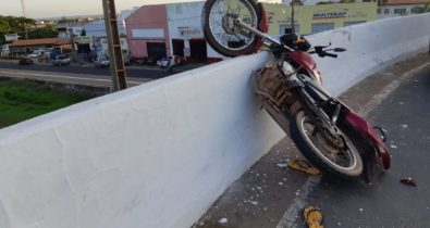 Motociclista cai do viaduto e fica gravemente ferido em Imperatriz