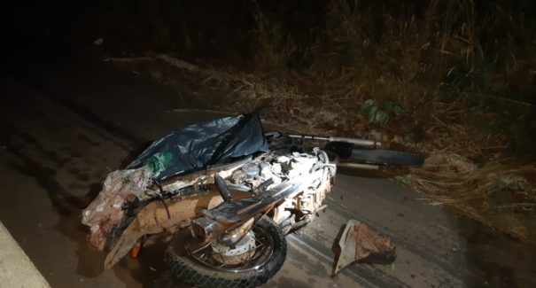 Motociclista morre após ser atingido por uma caminhonete na BR 010