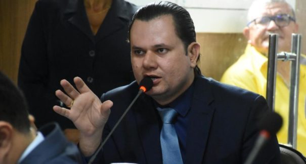 Vereador cobra vacinação e acompanhamento médico para venezuelanos