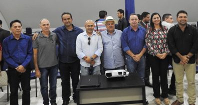 Comissão da Famem vai a Brasília em busca de solução para bloqueio de FPM