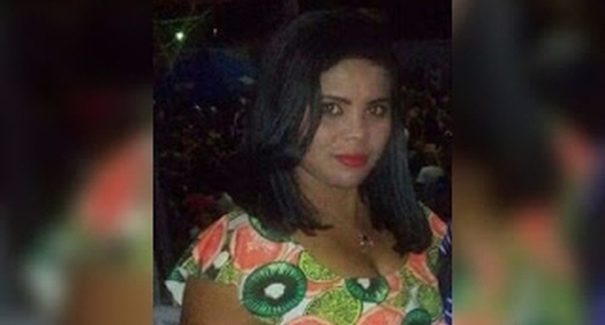 Mulher é morta por ex-namorado com golpes de faca