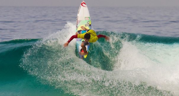 Gabriel Medina é campeão mundial de surfe da etapa sul-africana