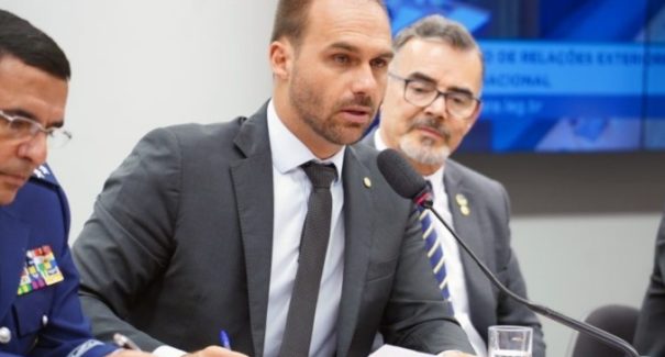 Conselho de Ética define relator para processo contra Eduardo Bolsonaro