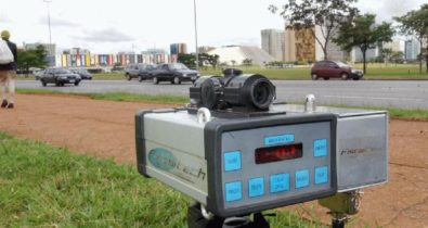 Bolsonaro manda suspender uso de radares nas rodovias federais