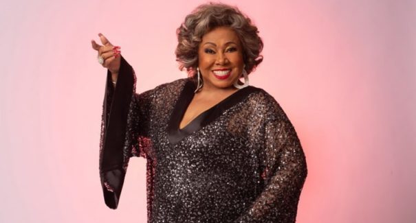 Cantora Alcione recebe homenagem da AL-MA