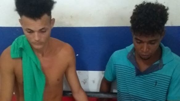 Homens são presos após tentarem assaltar viatura da PM