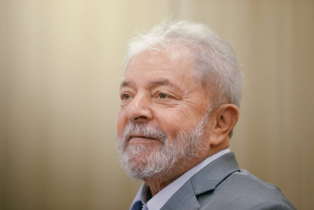 Lula é eleito aos 77 anos para o 3º mandato como presidente da