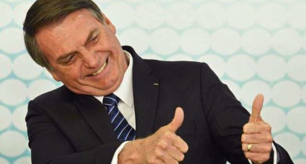 Bolsonaro confirma encontro com o Presidente Trump