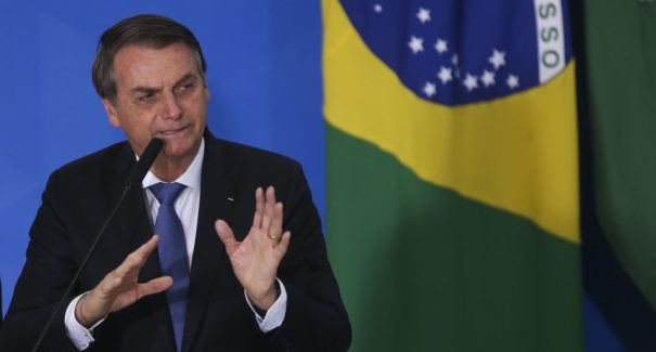 Cirurgia de Bolsonaro é mais simples e deve durar até três horas