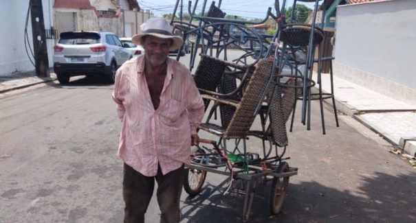 Vida pesada, mas aliviada pelo sorriso