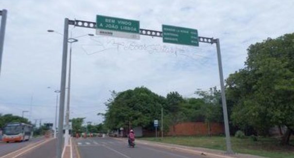 Homem é morto a pauladas e golpes de facão por enteado